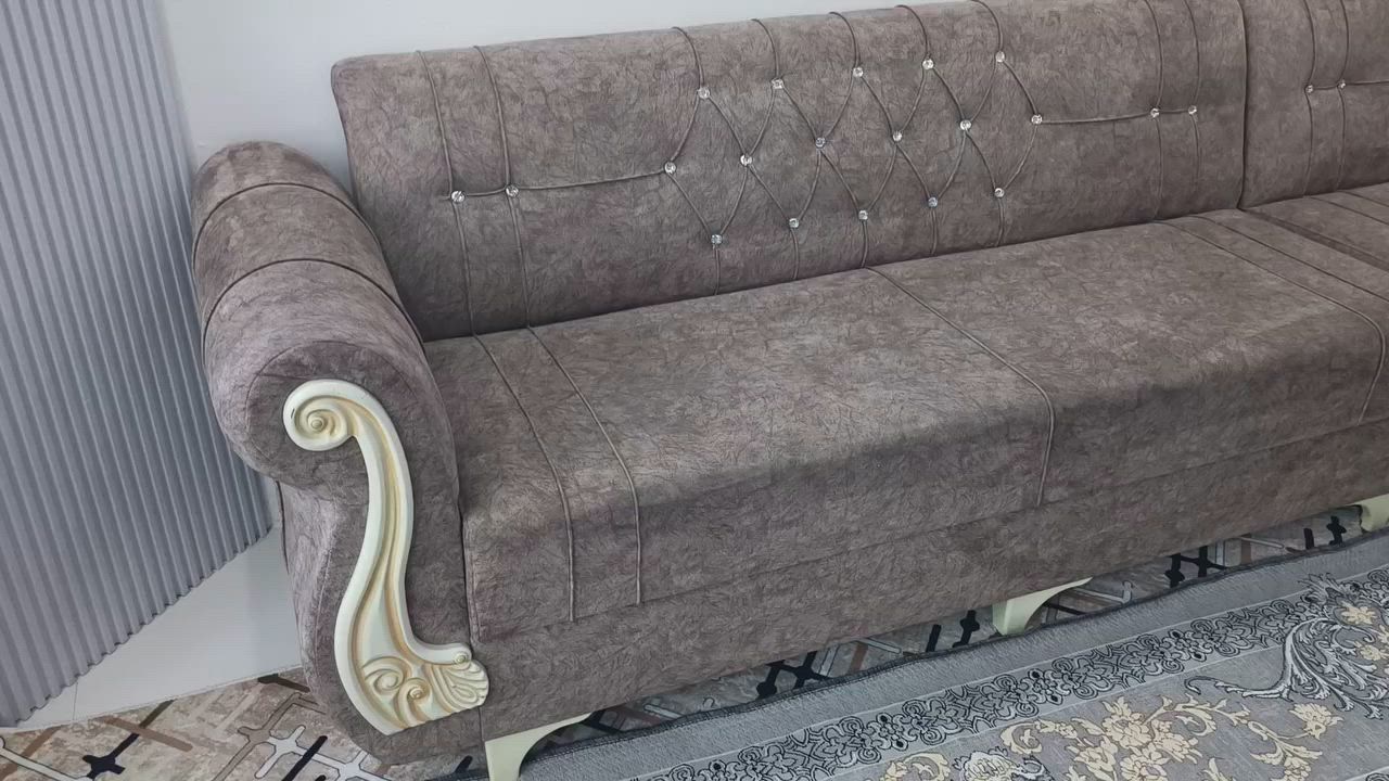 قەنەفەی  ئێڵ ٧ مەتر  زۆر پاک و تازەیە دەستکردە بە موادی اصلي و دەرەجە یەک دروستکراوە  نرخی ٢٧٥ هەزار شوێن چەمچەماڵ ***********
