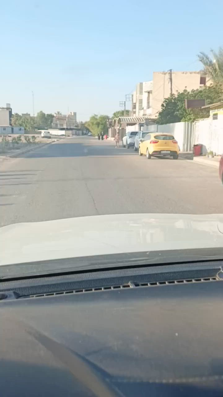 السلام عليكم عروضنا الجديده وحصريا لمكتب الرافدين اليوم العرض قطعة ارض ١٠٠بحي العامل منطقة النفط الواجها٥ والنزال ٢٠ للاستفسار مراجعة مكتب الرافدين حي العامل مجاور جامع العشره المبشره مقابل مطعم سندريلاء الاتصال ***********---***********

