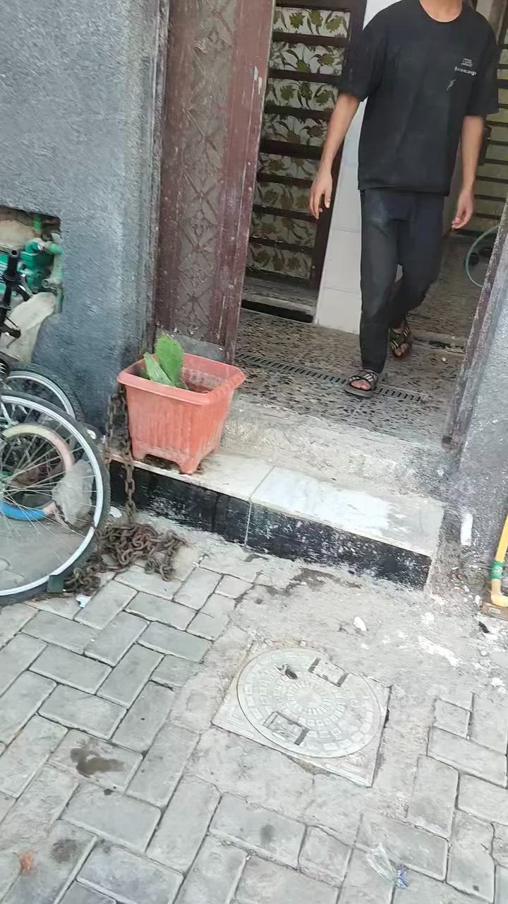 سلام عليكم نص قطعة للبيع قطاع 21 مقابل قطاع 27 للاتصال ***********
