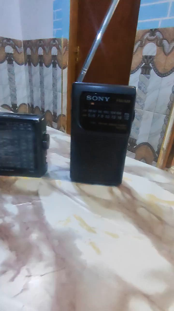 راديو سوني عدد2 واحد روبرتس


**إذا كنت صاحب هذا الإعلان وتريد حذفه لأي سبب، رجاءا أرسل رسالة إلى الدعم الفني**