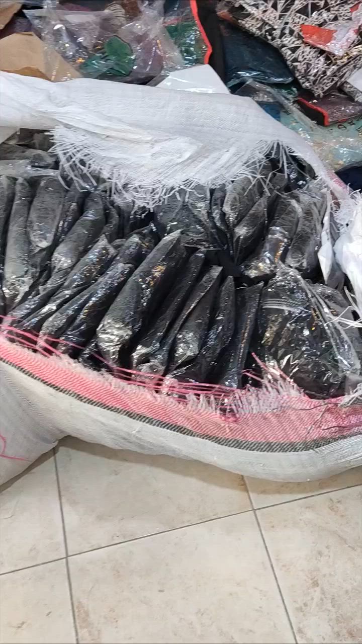لحكو لحكو هسه وصلت بلاش بلاش ب6 الاف فقط وصول وجبة جديدة دشاديش (كشمير تطريز مصري) (موديل ترند ) متواجدين صباحا وعصرا وليلا سوو تاكات لكل الاصدقاء العنوان العزيزية مجاور فلكة انس الكل تجي تلحك


**إذا كنت صاحب هذا الإعلان وتريد حذفه لأي سبب، رجاءا أرسل رسالة إلى الدعم الفني**