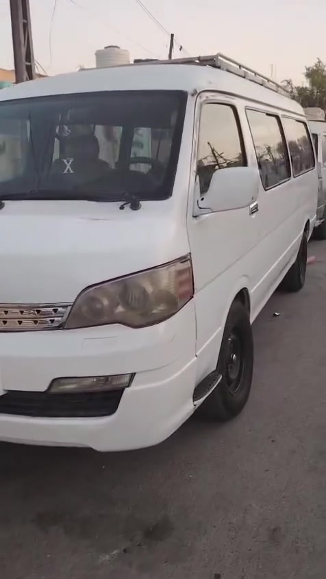 جمبي h1 مديل 14 رقم بغداد للبيع كير ومكينه واكسن وصدر امامي خلفي وتخم تاير جدد كفاله العنوان بغداد ه‍***********
