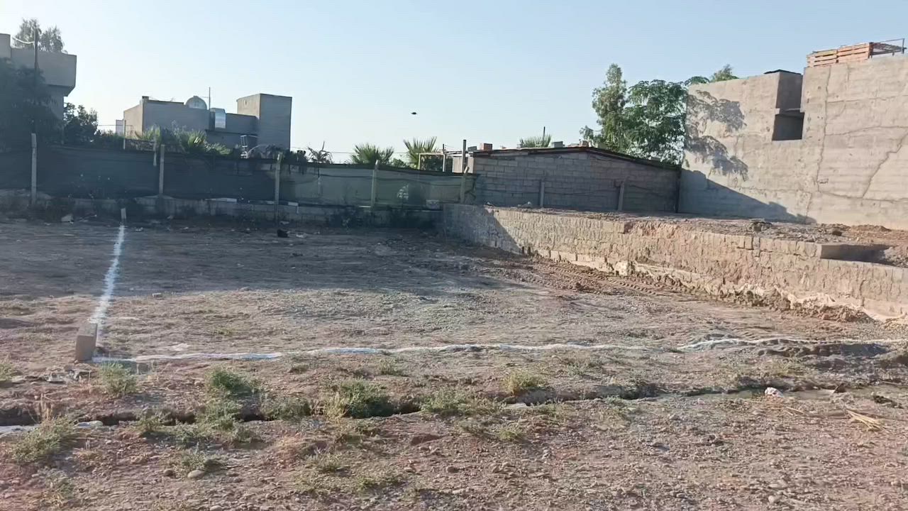 يتوفر قطع 180 متر 150 متر خدمات ماي كهرباء تبليط حي بدر بدايه شارع مزارع قرب مدرسه شهيد كاضم عباس من جهه جسر معارض اكثر تفاصيل ***********

