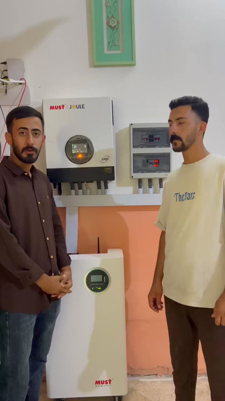 📍تحفة هندسية جديدة ✅
مع شمس المستقبل .. ودّع انقطاع الكهرباء الوطنية وضجيج المولدات 👋⚡

🔹 تم تنفيذ منظومة طاقة شمسية متكاملة في محافظة بابل جبله بالتعاون مع شركة سيبار للطاقة المتجددة لتغطي احتياجات منزل كامل بقدرة:
✅ 15 أمبير نهاراً + 15 أمبير ليلاً
مع ضمان استمرارية واستقرار الطاقة طوال اليوم.
✨ مكونات المنظومة:
🔋 عاكس شمسي ماركة MUST بقدرة 8 كيلو  واط  ضمان سنتين 

🔋 بطاريات ليثيوم فوسفات ماركة MUST 15KW – ضمان 5 سنوات.

☀️ ألواح شمسية جينگو  615w عدد 8 ضمان 15 سنة.

💡 إذا كنت تبحث عن منظومة طاقة شمسية متينة، آمنة، وعالية الكفاءة بتصميم احترافي وتنفيذ متقن، فـ شمس المستقبل هو خيارك الأمثل.

📞 للطلب أو الاستفسار:
*********** – ***********
📍 العنوان: بابل – جبلة – شارع المركز مجاور الراصد) 

#شمس_المستقبل #طاقة_شمسية #طاقة_بديلة #عاكس_شمسي #ترينا #بطارية #العراق
