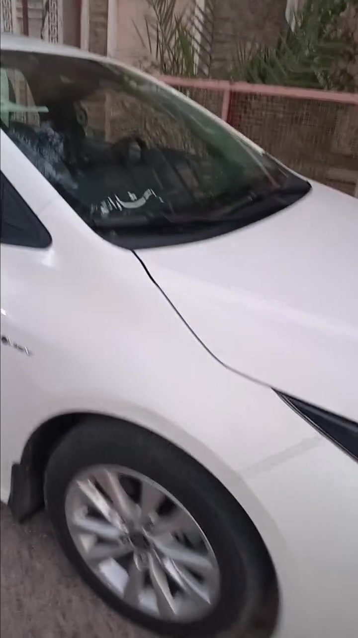 سلام عليكم 
كورلا هايبرد فول عده الكشن مو كهرباء داخل أسود دوشمه كاعيات كورلا كبس سستم اناره داخل ألوان 
بيها رصعات جاملغ الخلفي وبال صندوك زغار واضحات بالفيديو موديل ٢٥شكل الخليجي ماشيه ٢٧ السعر ١٥٢ بيها مجال قليل اتصال على هاذا الرقم ***********

