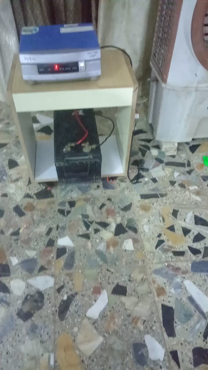 سلام عليكم عاكسه للبيع 4امبير مكاني بغداد جسر ديالى الجديد مقابل شركة العامه السيارات رقمي*********** بي واتساب
