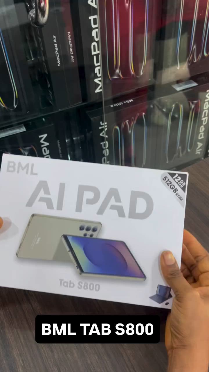 📱 تابلت S800 – قوة وسرعة وسعر على قد الإيد!
تريد تابلت يشغّل كل اللي انت محتاجه؟
S800 يبقى اختيارك الصح من غير تفكير! 🔥

المميزات الأساسية
✨ شاشة كبيرة وواضحة
مناسبة يوتيوب، نتفليكس، مذاكرة، شغل… كله HD ومريح للعين.
⚡ أداء سريع وسلس
يفتح التطبيقات بسرعة ومناسب للسوشيال والتصفح والألعاب الخفيفة.
💾 ذاكرة ضخمة لحد 512GB
نزّل صور، فيديوهات، أفلام، ألعاب… من غير ما تشيل هم المساحة.
📸 كاميرات أمامية وخلفية بجودة كويسة
تصوير واضح ومكالمات فيديو ممتازة.
🔋 بطارية 10000mAh قوية جدًا
تشتغل معاك يوم كامل من غير ما تدوّر على شاحن.
🔊 صوت عالي ونقي
تجربة مشاهدة وسماع ممتعة من غير سماعة خارجية.
🤖 نظام Android 14
سهل، سريع، وكل التطبيقات شغالة عليه.
💼 مناسب للشغل والدراسة
Zoom – Meet – Word – PDF وكل برامج التعليم.
👶 اختيار ممتاز للأطفال
تعليم + ألعاب + ترفيه… كله في جهاز واحد.
💰 سعر اقتصادي مقابل إمكانيات عالية
أحسن قيمة مقابل الفلوس.

📦مواصفات الجهاز
8″ FHD Incell Screen

شبكة 5G + WiFi

RAM 12GB

ROM 512GB

بطارية 10000mAh

كاميرات: أمامية 5MP + خلفية 13MP

Android 14

تطبيقات مُسبقة التثبيت

🎁 الملحقات اللي بتيجي مع التابلت
كيبورد ماچيك

جراب حماية

ماوس

شاحن + كابل Type-C

قلم لمس

سكرينة زجاج


**إذا كنت صاحب هذا الإعلان وتريد حذفه لأي سبب، رجاءا أرسل رسالة إلى الدعم الفني**