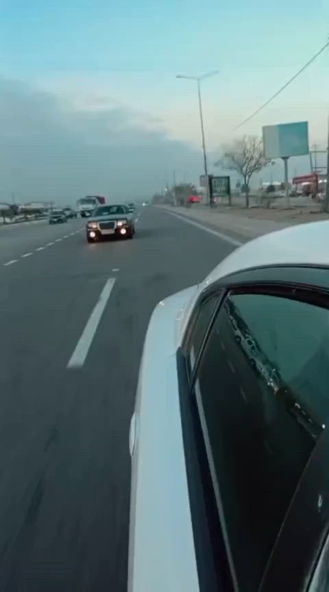 تحيه طيبه
السلام عليكم 
اوباما موديل 2010 للبيع 
اصل اربع جكوك 
لون اسود سنويه 2029  
رقم دهوك دولي 
سياره داخله كلين 
بيها طخه بالجاملغ الامامي 
براغي مرخايه فقط 
كير مكينه كهربائيات كفاله
تخم تاير 
داخل جلد 
حداديه كلها جديده 
السياره بسم صاحبي وعندي وكاله تريد وكاله تريد تحويل حاضر 
مكان السياره ديوانيه 
ترهم مراوس حسب الاتفاق 
والسونار موجود 
سعر السياره 135 وبي مجال 
الاستفسار 
*********** 
عزيزي المنشور كلشي ذاكر بي شوفه اقتنعت اتصل ماقتنعت اترك كلمه طيبه
