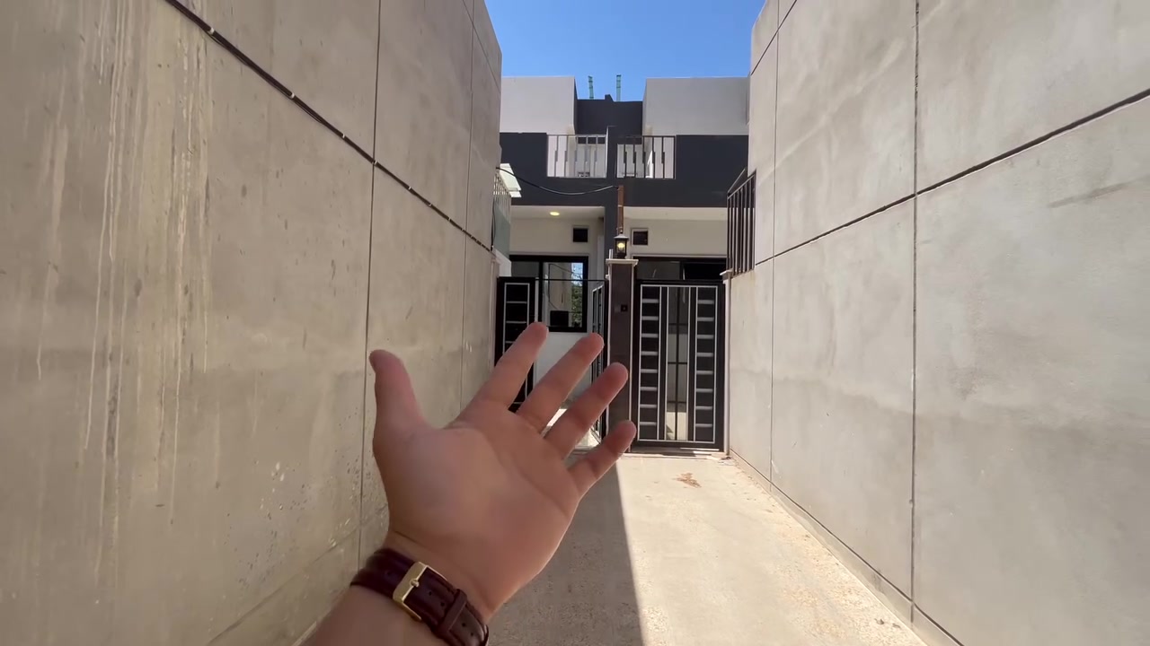 🏡 بيت للبيع أو للإيجار في حي الرفاعي
فرصة مميزة للسكن العائلي، بيت بناء حديث (زيرو) ولم يُسكن من قبل، بمساحة 150 متر مربع، موقع هادئ داخل دوسة.

✅ مساحة 150م²
✅ بناء حديث (زيرو)
✅ داخل دوسة
✅ مناسب للسكن العائلي
✅ متوفر للبيع أو للإيجار

📞 للاستفسار والتفاصيل:
***********

للمعاينة أو معرفة السعر والمواصفات الكاملة يرجى التواصل على الرقم أعلاه.
