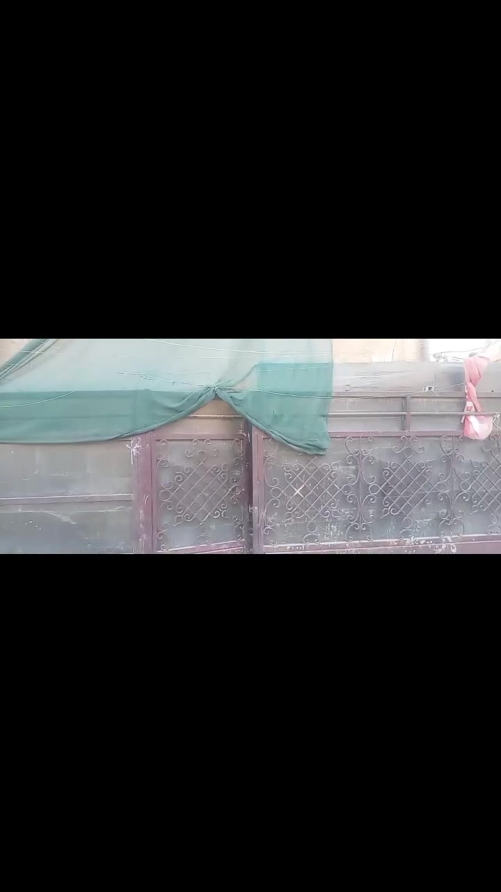 السلام عليكم ورحمة الله وبركاته
البيت للأيجار مشتمل ارضي ايجار ٣٠٠ الف وهاذ رقمي ***********
غرفة النوم والحمام الصاله عائله صغيره

