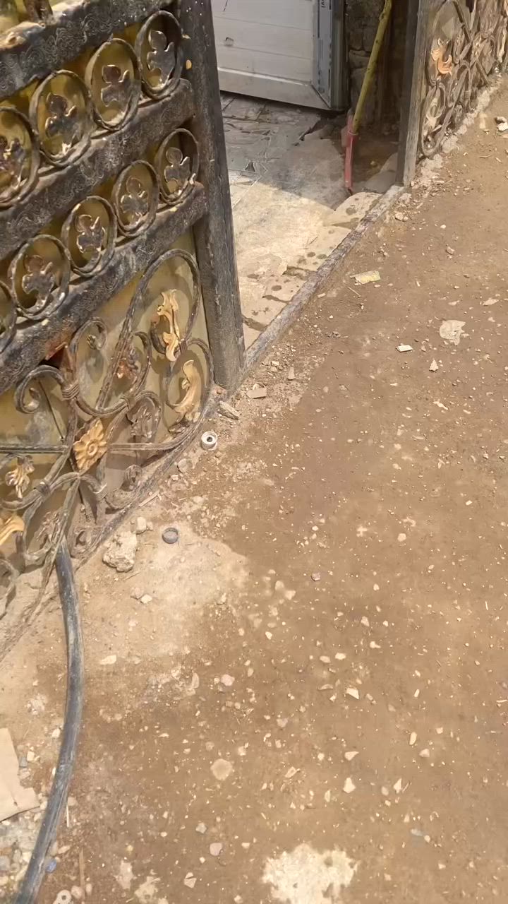 بيت نص قطعه شارع حسن باتو ل الله يرحمه للبيع مساحه 95متر الداونم  رقم الهاتف***********  السعر 25وبي مجال
