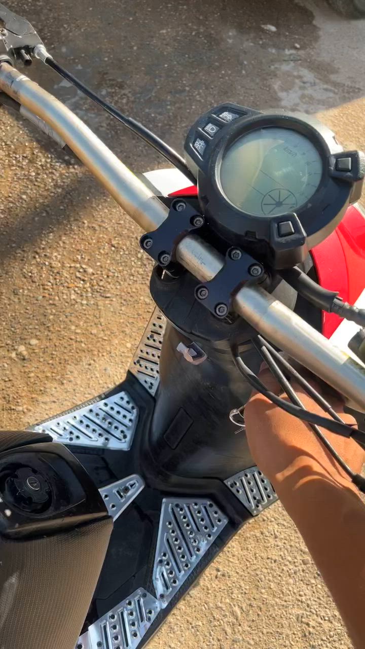 سكنس جبلي للبيع لو ما أثق بدراجتي ما انشرها هيج ماكو هيج تصوير مشتريها رمبه مزودها بيدي سعرها على الأتصال ***********
