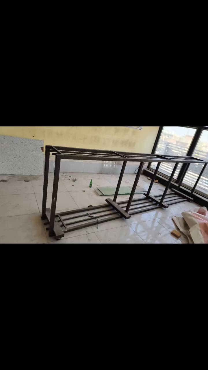السلام عليكم ميوزه حيديد عدد 3 كلشي موضح بل فيديو ياه هو تريده دزلي صورته الي طولهم 3متر وربعين سعرهم 40 و الي طوله متر وتسعين سعره 35 مكاني بغداد شهداء البياع رقمي واتساب ***********
