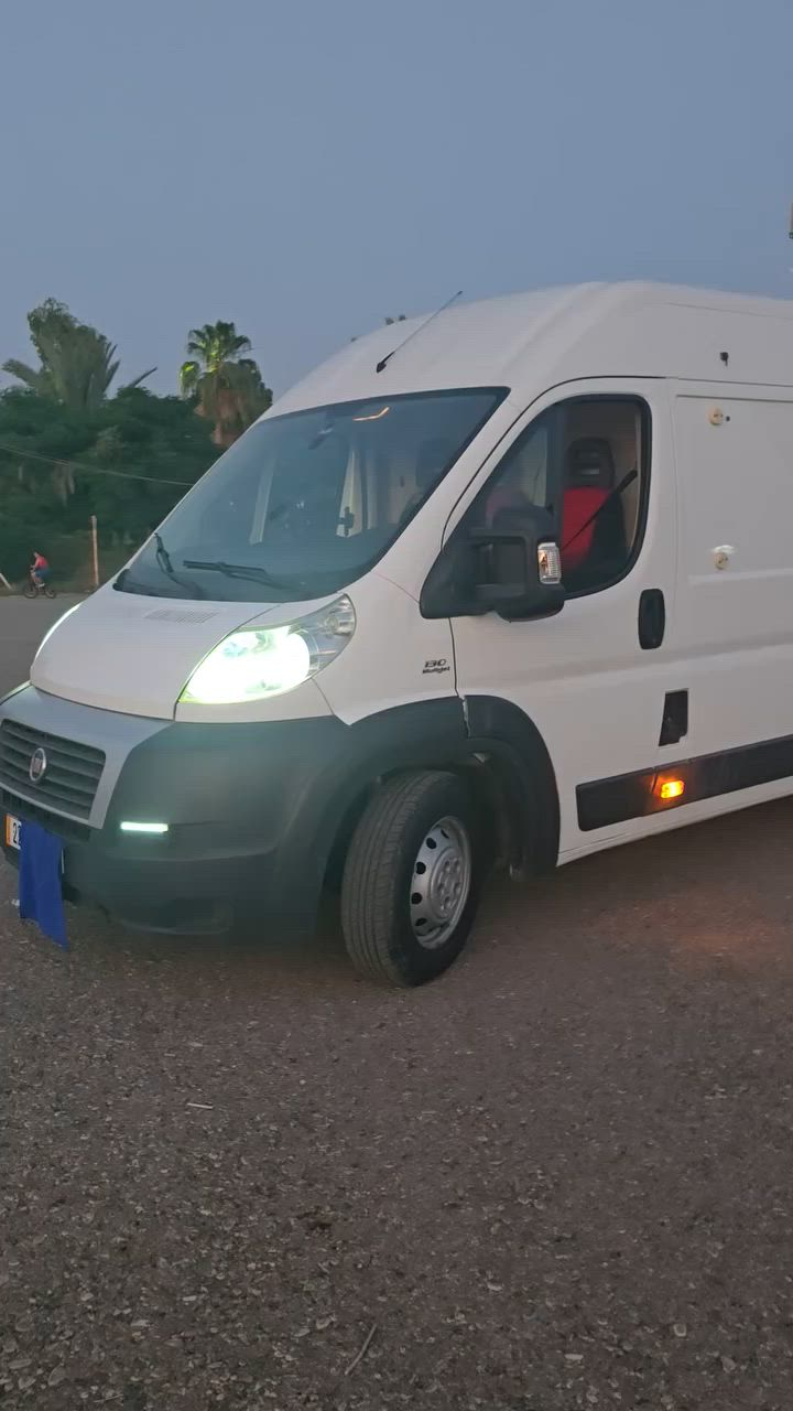 فيات كرفان كفالة عامة موديل 2015
fiat ducato maxi
محرك كاز
كير عادي 7 نمر
شاشة كامرة داش كام 
كفالة عامة 
ماشي 70 الف كيلو 
موجودة باربيل 
رقم اربيل باسمي 
***********
***********
#تخييم #كرفان #سفرات
