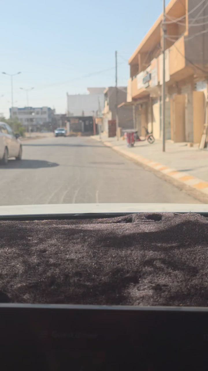 قطعة ارض للبيع 
المساحة 300 متر 
الوجه ١٢ متر النزال ٢٥ 
موقع مميز الضباط الاولى 
مخدومه بالكامل 
قريبه من الشارع التجاري ..

للاستفسار اكثر الاتصال
*********** 
#مكتب_المتميزين /شارع البلاج قرب قطاع الصحة ..
