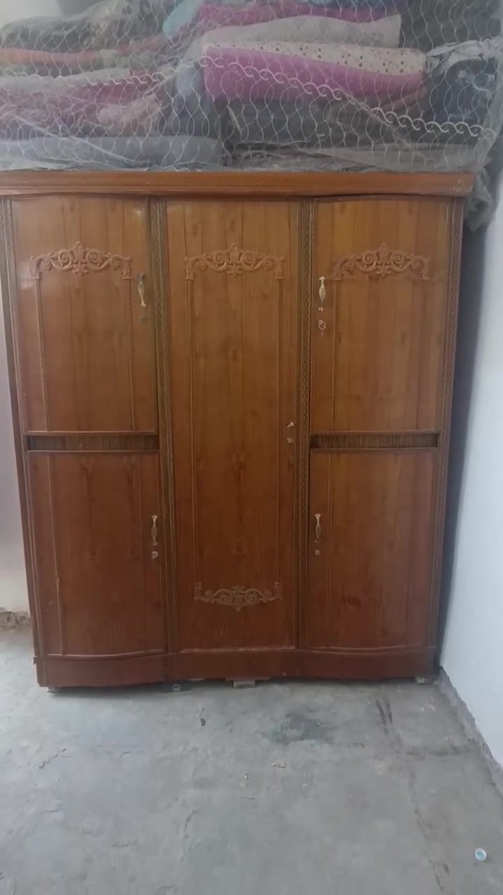 السعر ١٨٠عنوان حي سفير هذ رقمي ***********
