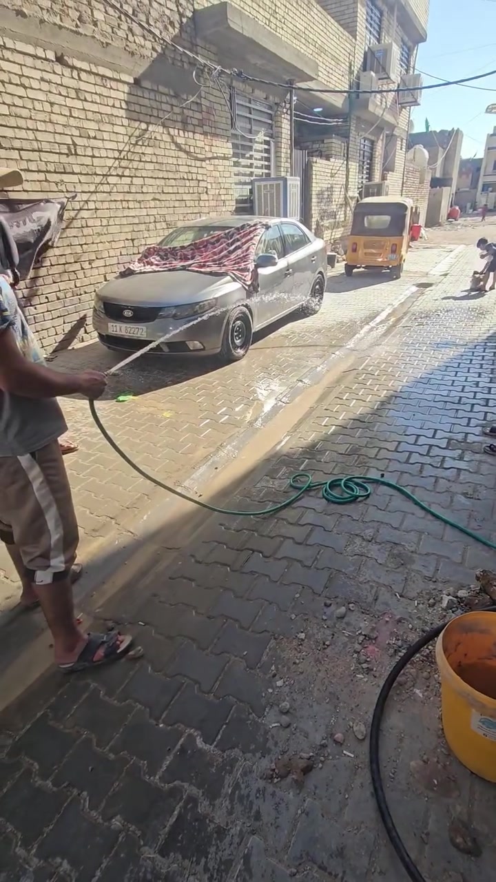***********
حفر ابار مياه السقي والغسول والحدائق وحفر ابار التصريف مياه المجاري والمنهولات وثقوب الشوارع والركائز وحفر أعمدة الكهرباء كافة القياسات بأسعار
