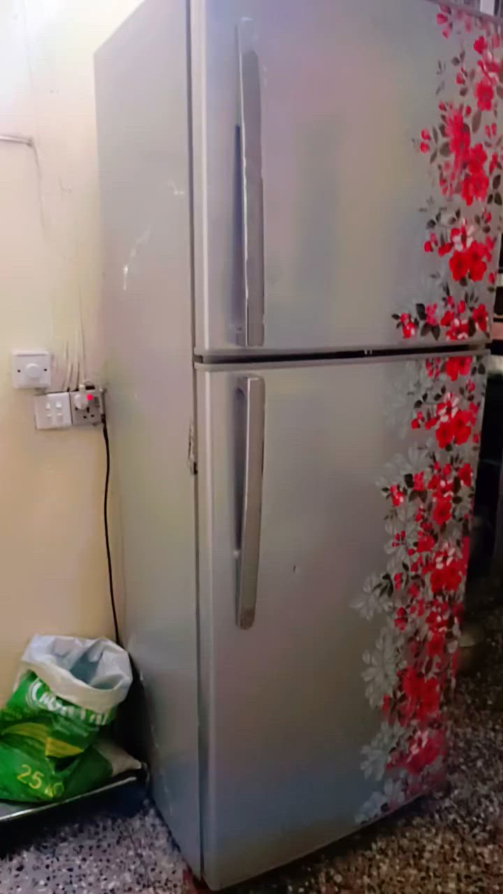 ثلاجه حجم كبير ب100مدينةالصدر


**إذا كنت صاحب هذا الإعلان وتريد حذفه لأي سبب، رجاءا أرسل رسالة إلى الدعم الفني**