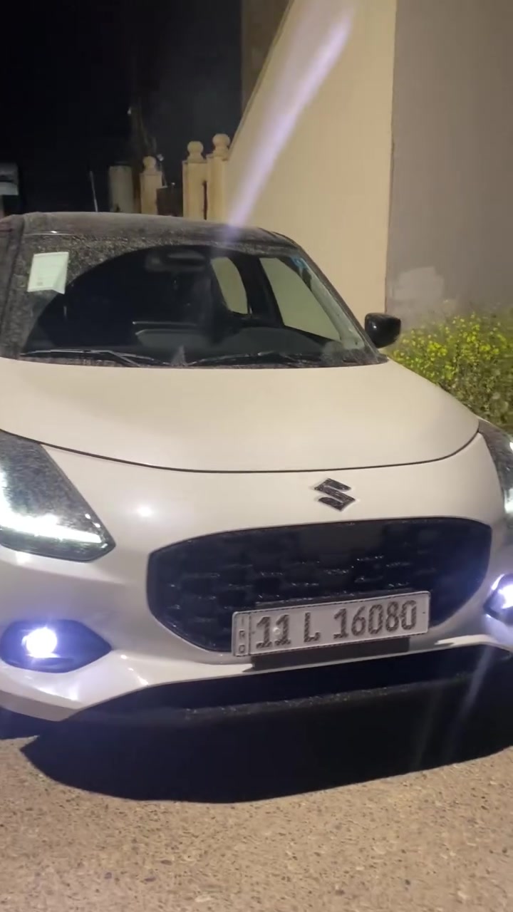 السلام عليكم للبيع

سازوكي سويفت هايبرد موديل 2025السيارة ماشيه 18 الف رقمها بغداد السيارة بعد معروفه بمواصفاتها .

بصمه

محرك 1200 تيربو

تحكم ستيرن

شفتات رياضي

شاشه تدعم كار بلاي واندرويد اوتو اضاءه خلفيه واماميه LED وكشافات ضباب

ومري كهربائي

السيارة عارضها ب $100 وبيها مجال بسيط السياره مامحرره 
وكاله عامة وكابون بانزين 

مكاني الموصل نينوى 

للأستفسار اكثر واتساب :***********
ا
