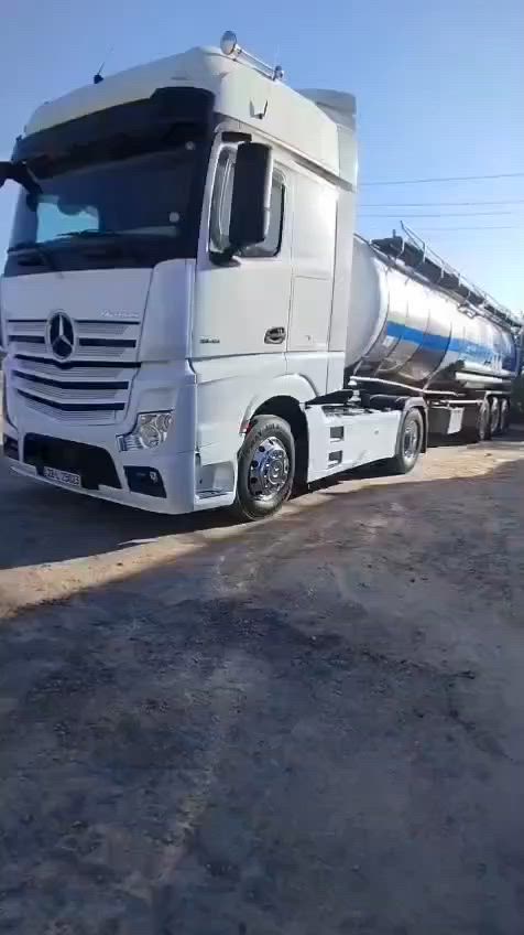 تريله للبيع جاهزه للعمل سياره كلش جديده مكلف بل نشر ***********
