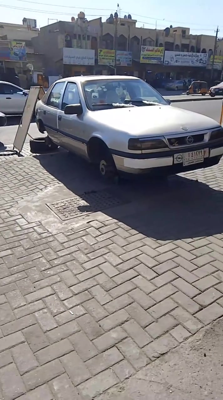 اسلام عليكم من رخصت لادمن شباب وبل فكترا رقم صلاح الدين تحويل مباشر كير مكينه جدد داخلها جديد سيارة تعمير جديد مكان بغداد سعر 30 وبي مجال حك جية اي ستفسار عل رقم *********** الكورك *********** بيهن واتساب
