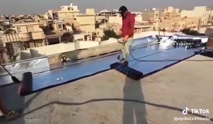 نفس المواد والعمل افضل ... بس نزلنا السعر ...
سعر المتر صار 5000دينار كرستة وعمل وتدللون
===============/***********
تعلن شركه اليقين للعوازل الأيزوكام. الايطالي العاكس للحرارة والمانع للرطوبه عن استعدادها لتغليف سطوح المباني الحكوميه والاهليه وبأسعار مناسبه جداااا مع ضمان جودة العمل 10 سنوات الأيزوكام يعكس الحرارة بنسبه80 % عن بيتك ويتحمل كل ضروف المناخ تعمل المادة على الصب والفرشي والأشتايكر والجينكو والسندويج بنل و على السطوح المزفته وتغنيك هذه المادة عن استخدام الطرق القديمه في البناء الثقيله والمكلفه مثل التراب والنايلون والفلين والطين ......

