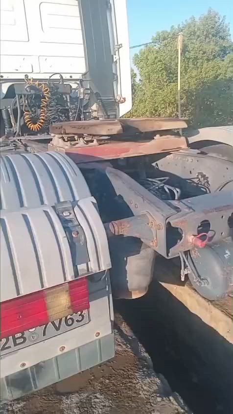 السلام عليكم لبيع اكتروز شمعه موديل ٩٩ رقم ذي قار بسمي الستفسار اتصل ***********
