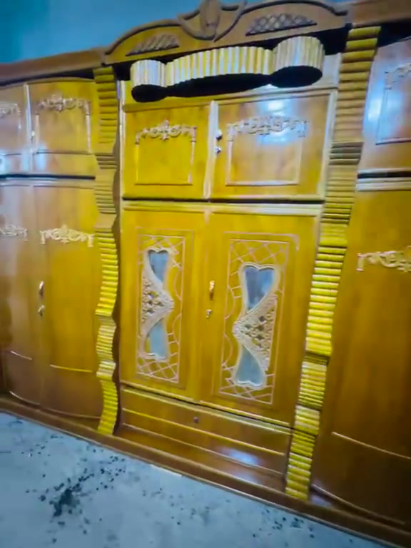 سلام عليكم غرفه نجاره صاج مستخدمه نظيفه السعر ٨٥٠ العنوان الحله ***********
