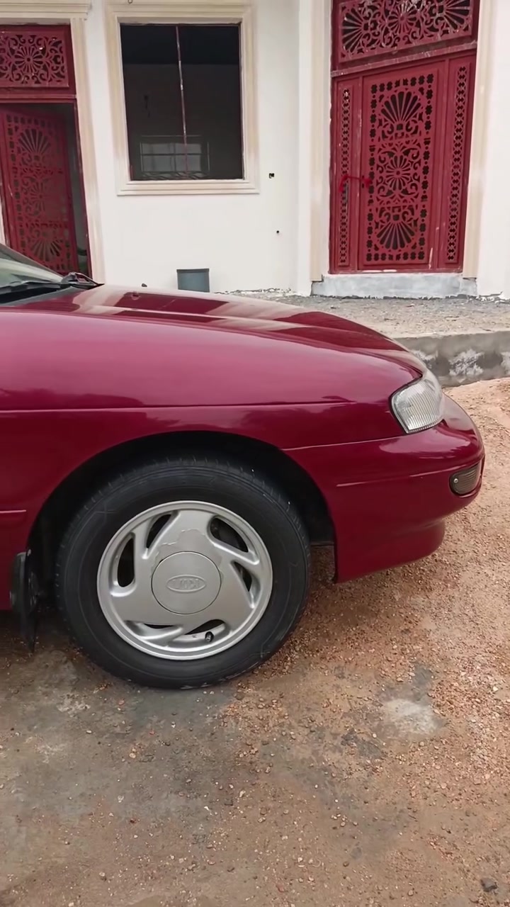 سلام عليكم سيارة سيفيا لبيع موديل 1994سياره مكفوله من كولشي بس المكينه بيه خيط بخار السعرالتصل على الرقم ***********
