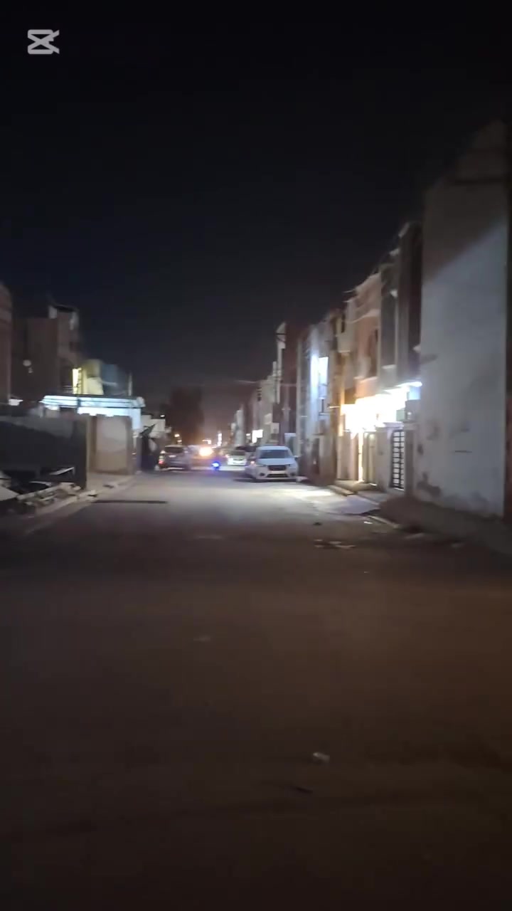 🏡 بيت للبيع - طابو زراعي سند 25 (  طابقين  )
📍 الموقع : الدوره - الرواد - نهاية شارع الميكانيك 
📐 المساحة: 50 متر الواجهة 5 متر 
🛋️ الطابق الأول: استقبال –  مطبخ - صاله – صحيات  – منور  
🛋️ الطابق الثاني :  2 غرفة نوم  
💰 السعر  : 90 مليون 
البيت مؤجر حاليا ب500 الف  
📞 للاستفسار والمعاينة:
فرع المنصور – مجاور مول ذهب / ***********
فرع الكرادة – شارع العطار / ***********
فرع الدورة – شارع 60 / ***********
💺 تفضلوا بزيارة أحد فروع مكاتب دلال بغداد توجد عروض اخرى استثمارية وحسب الامكانيه تبدأ من ٦٥ مليون واكثر٠

