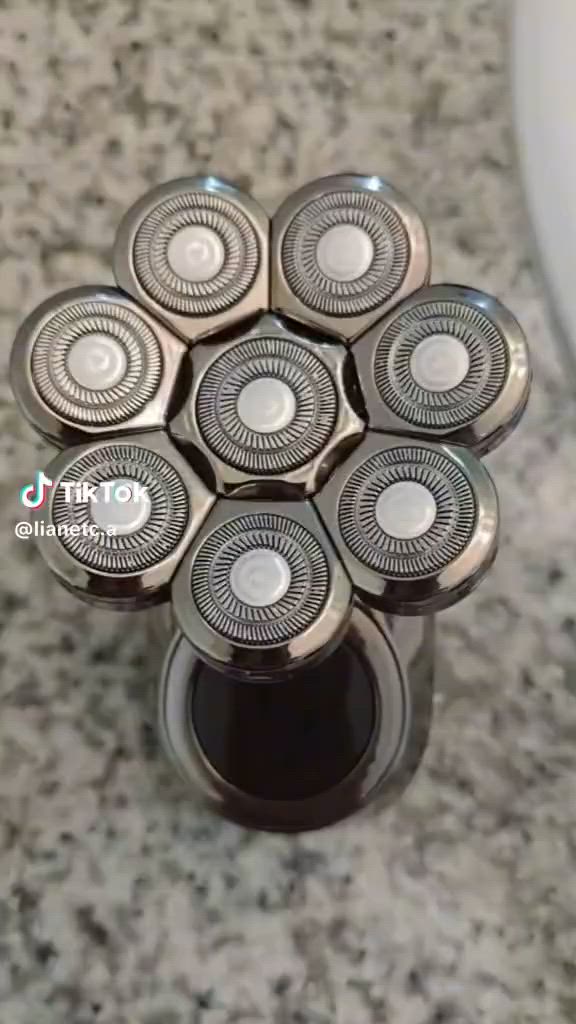 🎯 لحية مثالية ومظهر جذاب بدون أي تهيج! 🔥هل تبحث عن حلاقة ذقن ناعمة وسريعة يومياً؟ ماكينة 8D ROTARY SHAVER (طراز FK-8609) هي الحل المثالي والمضمون لك! 😎لماذا هي الخيار الأفضل لحلاقة ذقنك؟تغطية شاملة ومرونة فائقة: بفضل رؤوسها الـ 8 المتحركة، تتشكل الماكينة تماماً مع تفاصيل وانحناءات وجهك وفقرات الفك والرقبة لضمان الوصول لأصعب الشعيرات.حلاقة ناعمة وآمنة 100%: شفرات حادة ومحمية تمنحك حلاقة ناعمة جداً تشبه الموس، لكن بدون أي تخريش، جروح، أو احمرار للبشرة الحساسة.حلاقة جافة أو رطبة: استخدمها مباشرة للحلاقة السريعة، أو مع رغوة وجل الحلاقة المفضل لديك للحصول على انتعاش إضافي.شاشة ذكية وبطارية تدوم: تعرض لك نسبة الشحن بدقة لتبقى جاهزاً دائماً، مع بطارية قوية تدوم حتى 99 دقيقة من الاستخدام المتواصل.💼 استثمر في مظهرك ووفر وقتك وجهدك مع رفيق العناية الشخصية الأقوى.📦 اطلبها الآن وتألق بمظهر نظيف ومرتب كل يوم!
السعر٣٥


**إذا كنت صاحب هذا الإعلان وتريد حذفه لأي سبب، رجاءا أرسل رسالة إلى الدعم الفني**