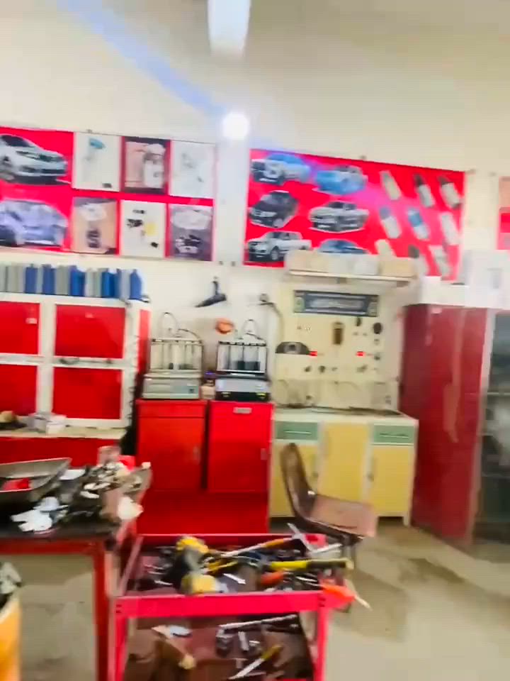 عالم البخاخات والفيت بم كافيه أنواع السيارات العنوان مقابيل معمل الغاز بإدارة محمد جبار ومقتدى محمد الاستفسار
محمد***********
مقتدى ***********
