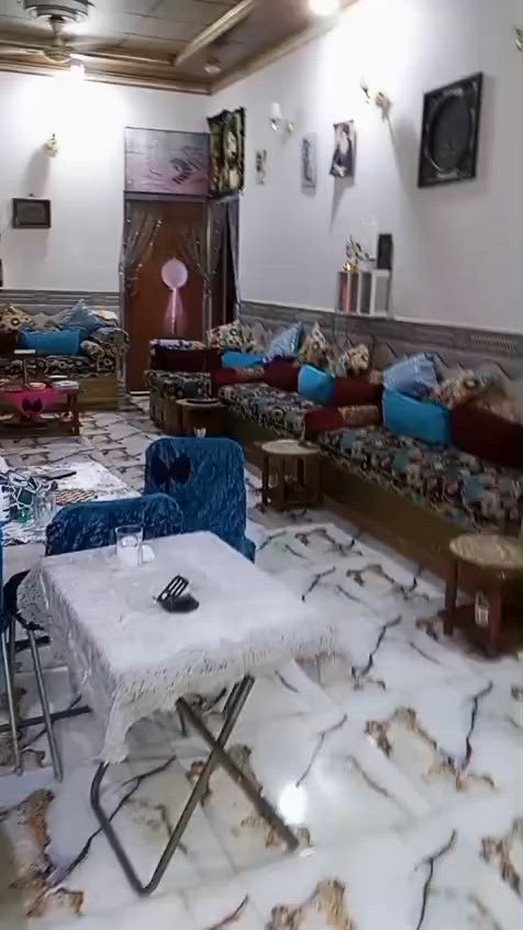 بيت بل زبير اندلس مساحه ٢٥٠ متر بناء كونكريت ٢غرف ويوانيه خارجيه وحمام داخلي عدد٢ وخارجي١ طابق غرفه وكراج ***********
