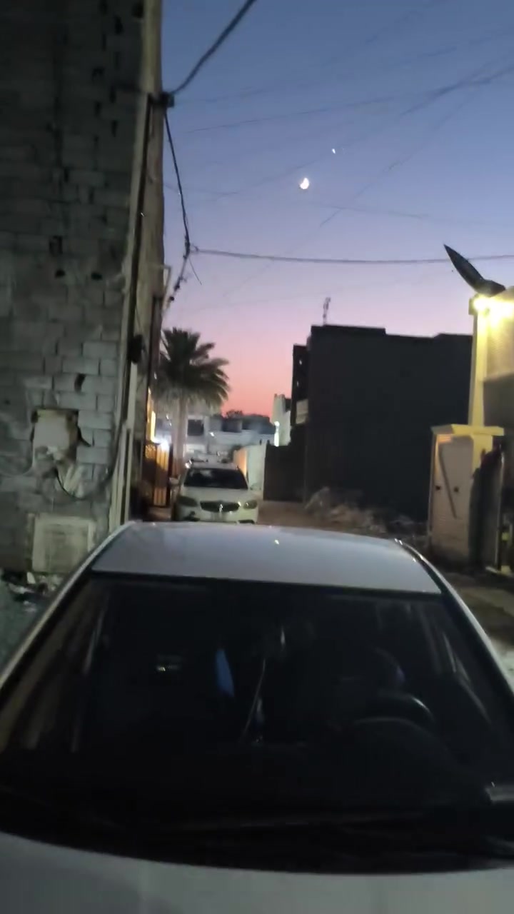 ارض للبيع مساحتها 100متر طابو زراعي سند 25 عندي اقرار قاضي و صاحب السند موجود كامل الخدمات ماء و كهرباء و نت ضوئي في منطقة الدوانم شارع الفلل فرع سكني بالكامل و الفرع هادئ صالح للسكن و الاستثمار و سعر الكاع جدا مناسب للاستفسار الاتصال على الرقم 
***********
