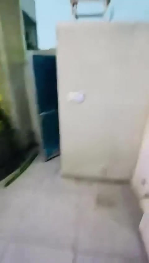 مشتمل للبيع مساحة 100 متر 🏠
حي الجهاد 📍 الخارجية مربع البدالة قرب شارع العام محتويات غرفتين نوم صحيات صالة مطبخ كراج كبير 

الواجهة 5 نزال 20 سعر 255 وبي مجال 

 //***********  //

مكتب اليقين  للعقار // 🏠
