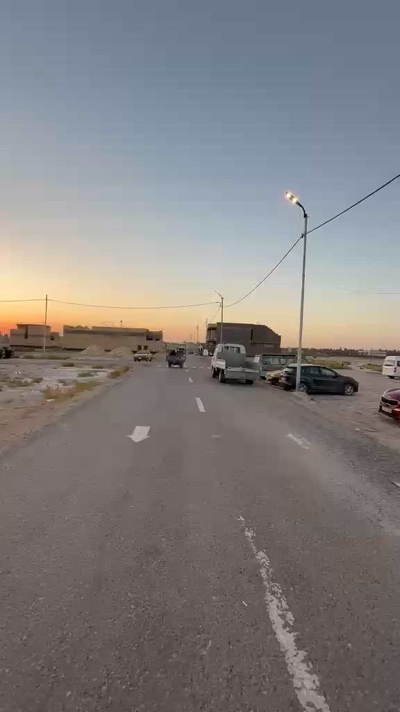 دونم للبيع
مع 1100متر للبيع 

طابو زراعي سند 25 

قطعه تجاريات بيهن مستقبل 

بابل ورديه داخل قرب الأمام علي ابن الحسن
***********

