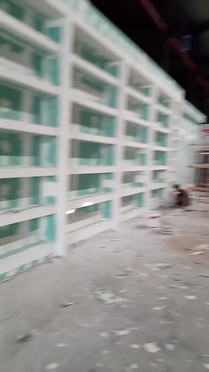 سلام عليكم ورحمه الله هذا جزء من اعمالنه صبغ مع طلس وتنعيم نشتغل في محافظة البصره وبابل وكربله شغل ترميم مع ديكورات وسعارنه مناسبه جدا شغل درجة اولى باستلام المهندس العمل يكون جميع المحافظات ***********مكاني حله
