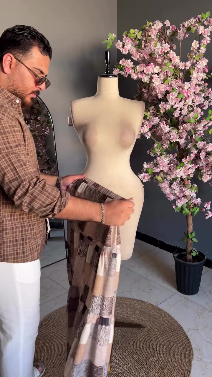 TOPA- modern femme 💛اقروا الكابشن
علق بكلة (سعر)توصلك كل تفاصيل 
-
سوت صيفي🌻
-
متوفر موديلين تنوره
-
قياس M-L-XL-Xxl
-
للحجز خاص او ***********
-
توصيل بغداد والمحافظات 5 الاف
