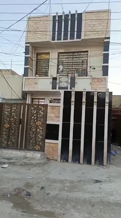 بيت مساحة 100 متر سبع البور بناء حديث للتواصل ***********
