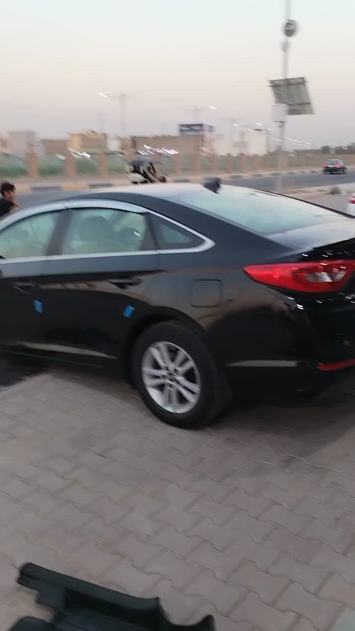 اخوان السلام عليكم ورحمة الله وبركاته سوناتا 2017 وارد أمريكي بدون ضرر اكلين بدون صبغ بدون فتح بدون بارد ليبل واحد محرك كير عالشركة بدون فتح سيارة على ايد وحدة رقم بغداد دولي سنوية 2030 تخم تاير تبريد ثلج سيارة على وضع الشركة بيها تكحيلتين زغار مبينات بالسونار بس بالحقيقة ازغر َمن السونار وصور أمريكا هم خليتهن بالمنشور سيارة مال جناي وبالعافية على الياخذها مكاني ديالى بعقوبة السعر 125 بيع او مراوس *********** بي واتساب همين
