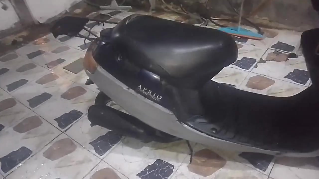 سلام عليكم عندي دراجة بطه اللبيع نضيفه جدا عنوان محموديه *********** ,225سعره
