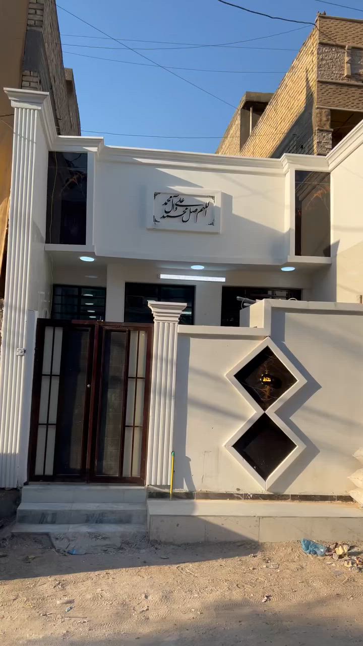 للبيع بيت ١٠٠ متر زيرو فول طابو زراعي قرار محكمه البلديات خلف علوه ام البنين للاستفسار ***********

