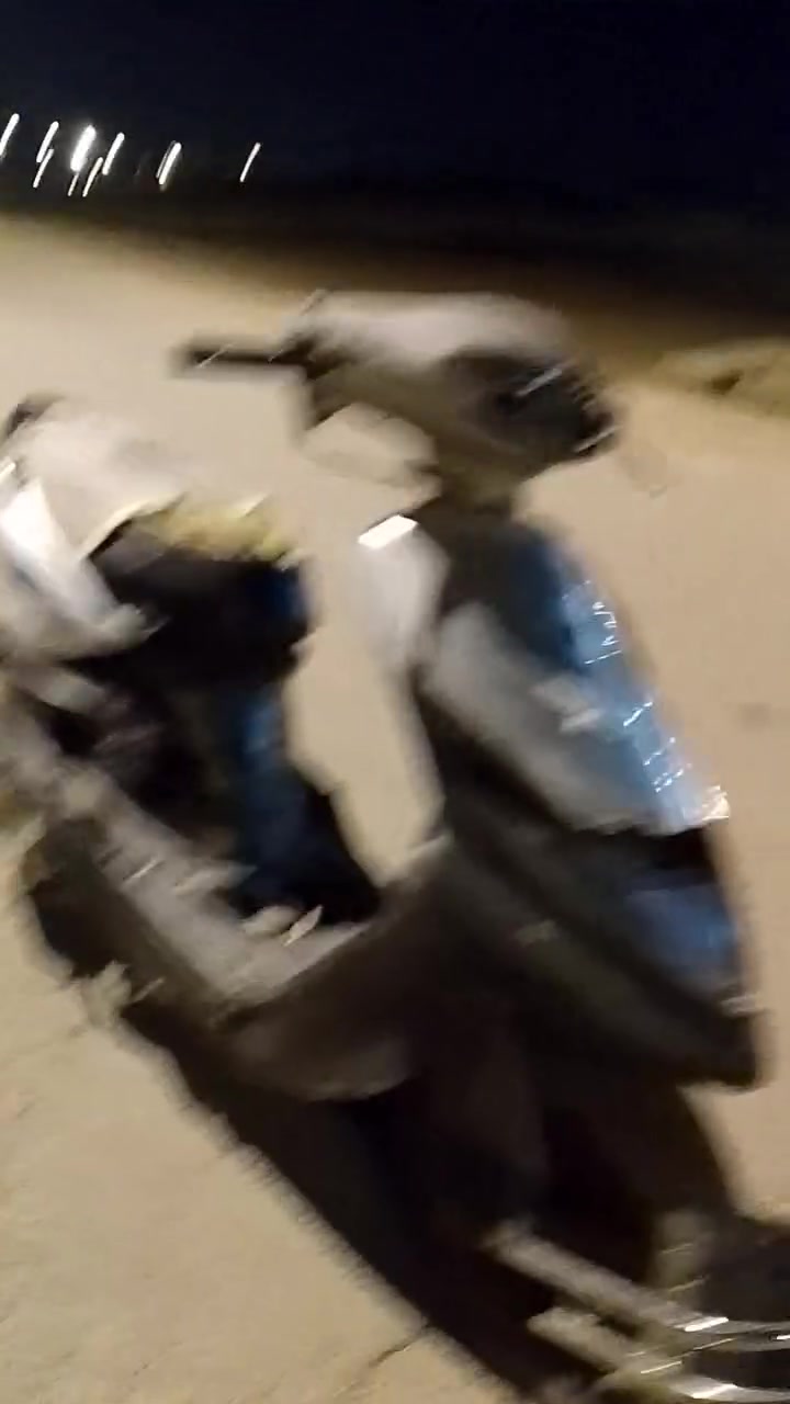 قجمه للبيع بوشه49نكره وحدمكان حله قرب جسر بته
***********

