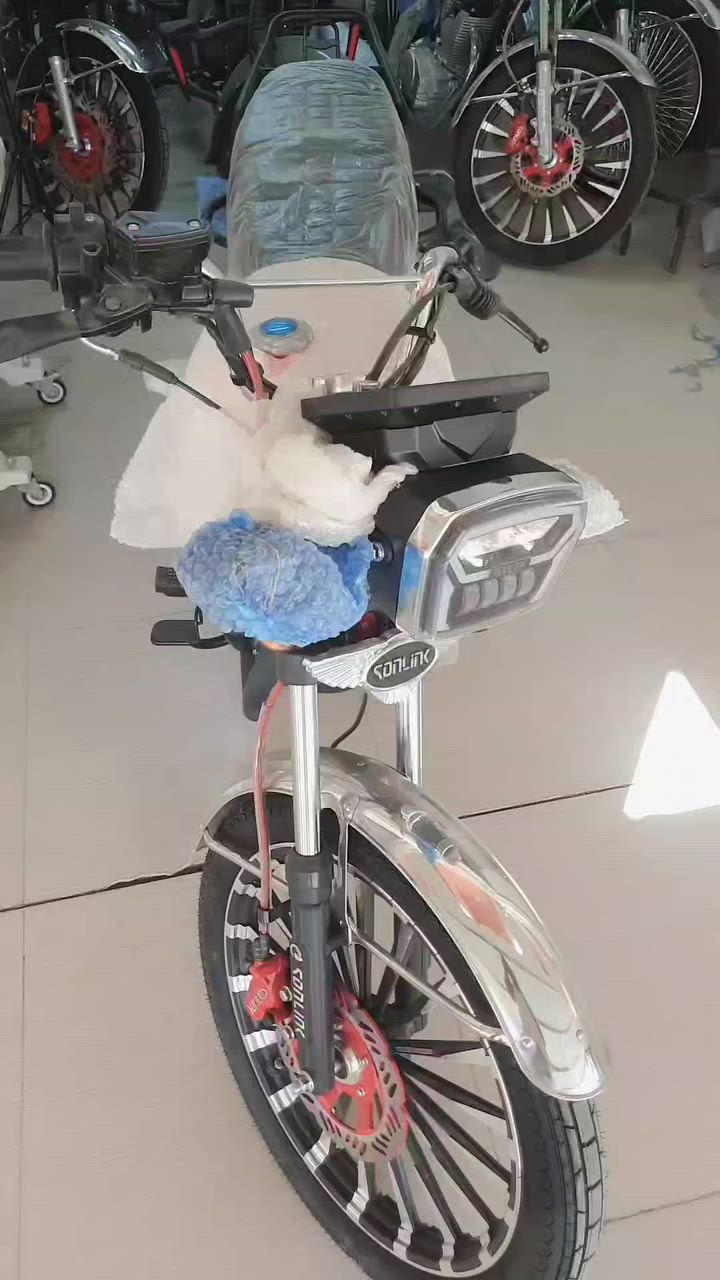 بسم الله الرحمن الرحيم 
متوفر درجة 200Cc cbf
واتساب ***********
