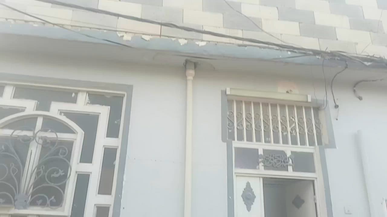 يالله دار  البيع زراعي طابقين  المساحه 110متر🏣
العنوان كوفه حي ميسان قرب مجمع جوهوت سواق الصطوره 

طابوزراعي سند 25قرار محكمه. 

يبعد عن شارع العام 200متر 

أساس صب سقف صب  بناء جيري البيض مالت كربلاء

طابق ألول يحتوي ع غرفتين 2وصاله   وستقبال ومطبخ  وتخاريج داخليه وخارجيه 

وفوك غرفه  وصطح 

الستفسار تصل ع رقم ***********وتساب. يوجد كافت

 المساحت الزرعيه
