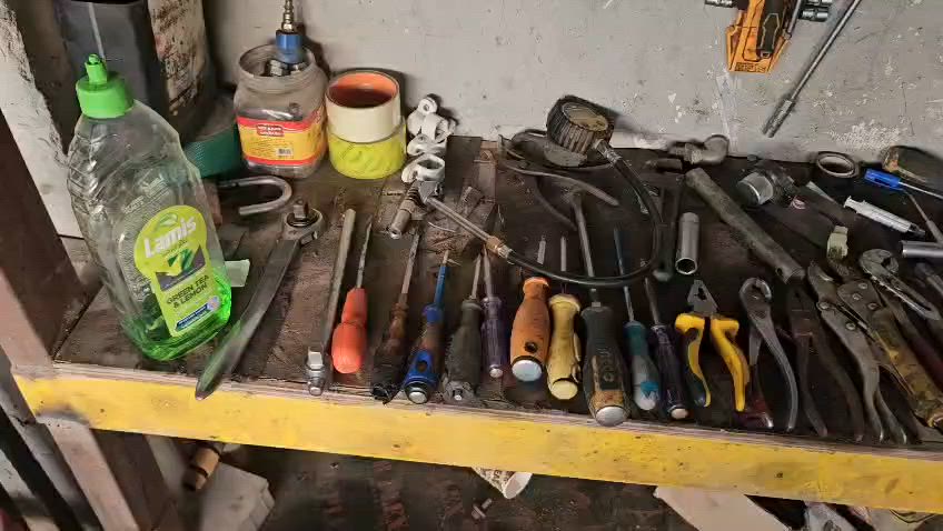 السلام عليكم
مرخصه الادمن 
غراض بنجر وغسل للبيع 
ابيع شلعه وحده 
1 خالعه 
2 بلنص
3 شالعه 
4 كبمريسر 
5 مضخه غسل بعدهي بضمان سنكل 
6 فلاتر عدد 50 
7 دهن بريك 
8 مي مقطر 
9 عده يدويه كامل + عده بنجر 
10 اوتي ركعه حاره النوع القديم
11 جكات عدد 2 
12 تكم عدد 2

ملاحضه ابيع شلع مابيع قطع 
الاستفسار ***********

