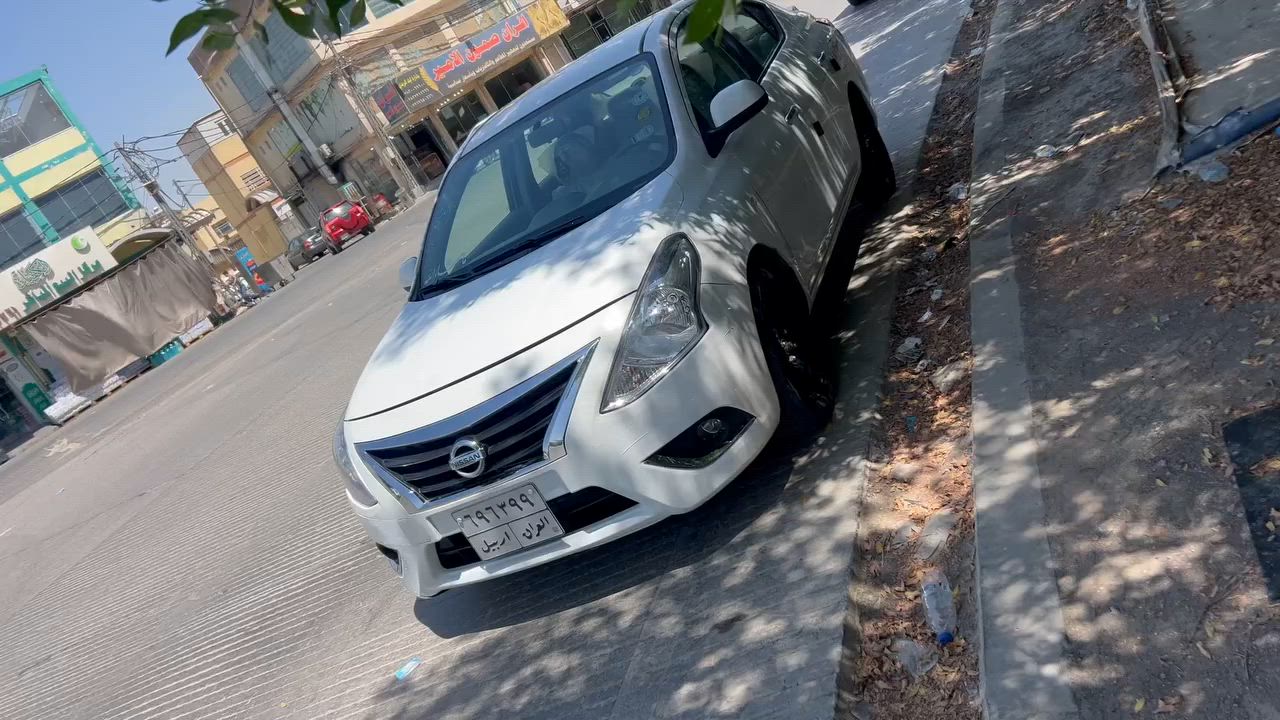 سلام عليكم عندي صني 2022 هنديه اصل من البليته الزركة . ماشيه 110 الف فقط . رقم اربيل تحويل او وكاله سنويه لل 2027 . جاهزه من كلشي واحلى من الصور . مكفوله من الصبغ و التبديل فقط باردات بيها سعرها ب 97 وبيها مجال كلش بسيط للاستفسار *********** مكاني النجف الاشرف
