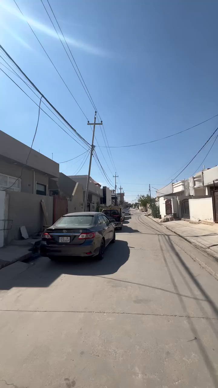 خانویەكی190مەتری لەگەڕەكی سەرچنار ڕێگەی سۆنەگۆلی 
***********
***********
***********
***********
بيت 190متر في منطقةسرجنار طريق صونكولي
