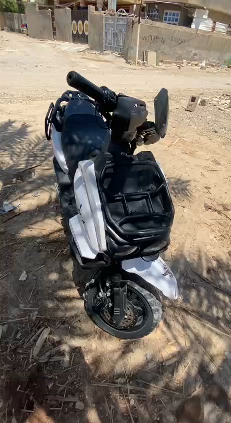 سلام عليكم اباتشي للبيع مال حسن وحسين
داجه سبعه باتري يعني 84 فولت 

ملف 2500

بطاريات نضيفه شرط الفحص 

مكاني بغداد الطارميه شارع تدبير 

سعر 900 وبيها مجال قليل .


**إذا كنت صاحب هذا الإعلان وتريد حذفه لأي سبب، رجاءا أرسل رسالة إلى الدعم الفني**