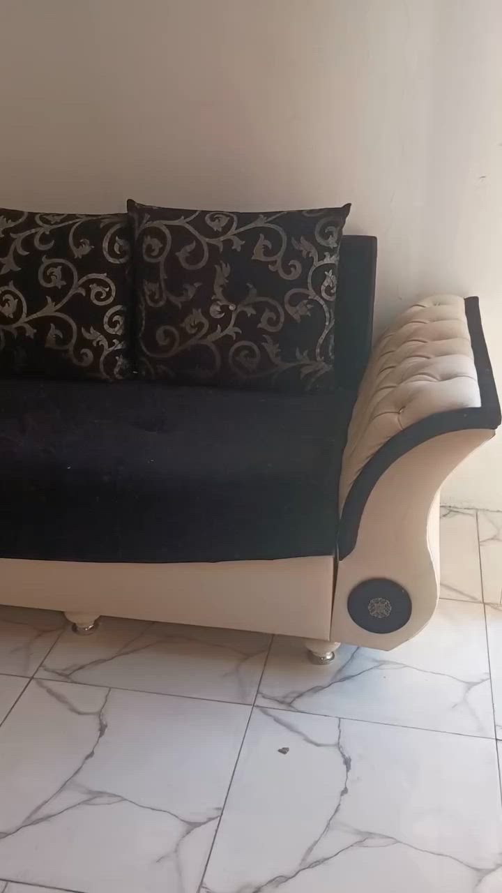 للبيع. 200


**إذا كنت صاحب هذا الإعلان وتريد حذفه لأي سبب، رجاءا أرسل رسالة إلى الدعم الفني**